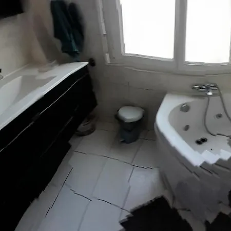 Appart 4 Pieces Apartment *